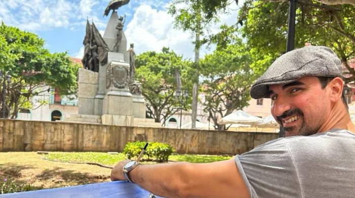 Ernesto Córdova emigró a Panamá en el año 2016. Ernesto Córdova emigró a Panamá en el año 2016.