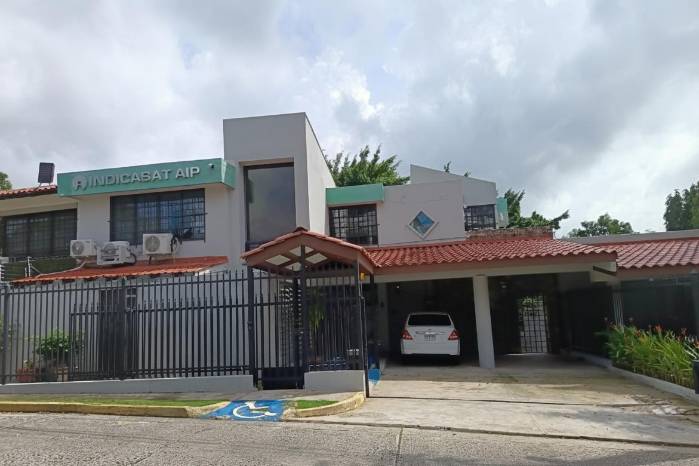 Fachada de la sede de la Unidad de Investigación Clínica de Indicasat AIP. Fachada de la sede de la Unidad de Investigación Clínica de Indicasat AIP.