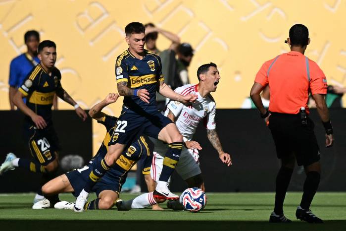 Instantes del partido entre Boca Juniors y el Benfica en el Mundial de Clubes 2025. Instantes del partido entre Boca Juniors y el Benfica en el Mundial de Clubes 2025.