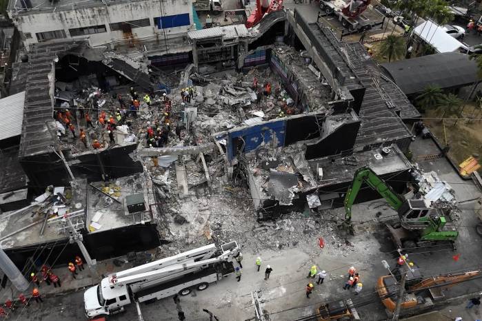 Entre las víctimas se encuentra el reconocido merenguero Rubby Pérez, cuyo fallecimiento causó gran impacto en su país. Entre las víctimas se encuentra el reconocido merenguero Rubby Pérez, cuyo fallecimiento causó gran impacto en su país.