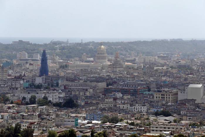 Vista desde el mirador en la Plaza de la Revolución en La Habana (Cuba), en una fotografía de archivo. Vista desde el mirador en la Plaza de la Revolución en La Habana (Cuba), en una fotografía de archivo.