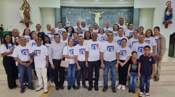 El Movimiento Familiar Cristiano-MFC celebra por tercer año consecutivo diferentes actividades en todo el país, para conmemorar la Institución Familia. El Movimiento Familiar Cristiano-MFC celebra por tercer año consecutivo diferentes actividades en todo el país, para conmemorar la Institución Familia.