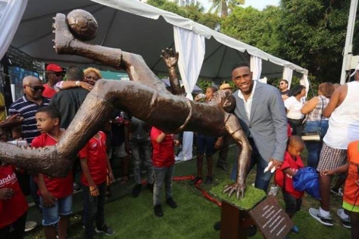 Uno de los goles más recordados de Tejada, fue el que le marcó a la selección de México el 30 de marzo del 2005. Uno de los goles más recordados de Tejada, fue el que le marcó a la selección de México el 30 de marzo del 2005.