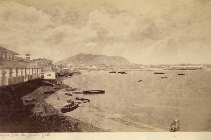 Eadweard Muybridge: Panamá desde la Puerta de Mar, 1876, University of California. EE.UU. Eadweard Muybridge: Panamá desde la Puerta de Mar, 1876, University of California. EE.UU.