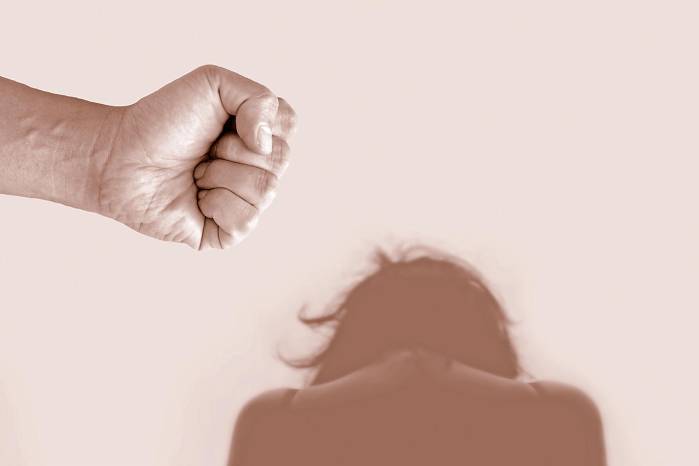 La violencia de género y sus distintas caras La violencia de género y sus distintas caras