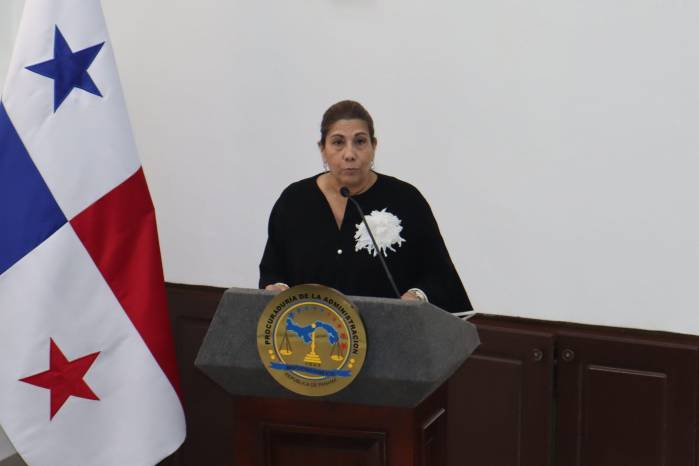 Procuradora de la Administración, Grettel Villalaz. Procuradora de la Administración, Grettel Villalaz.