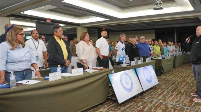 Magistrado Alfredo Juncá pide a sus funcionarios salir a defender la institución Magistrado Alfredo Juncá pide a sus funcionarios salir a defender la institución