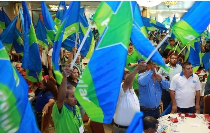 El PP hizo un llamado a la comunidad internacional a redoblar sus esfuerzos en pro de una solución pacífica y democrática que permita a los venezolanos vivir con dignidad y en libertad. El PP hizo un llamado a la comunidad internacional a redoblar sus esfuerzos en pro de una solución pacífica y democrática que permita a los venezolanos vivir con dignidad y en libertad.