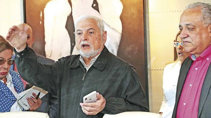 Las autoridades electorales aún no han definido la inhabilitación o no del candidato presidencial Ricardo Martinelli Berrocal. Las autoridades electorales aún no han definido la inhabilitación o no del candidato presidencial Ricardo Martinelli Berrocal.