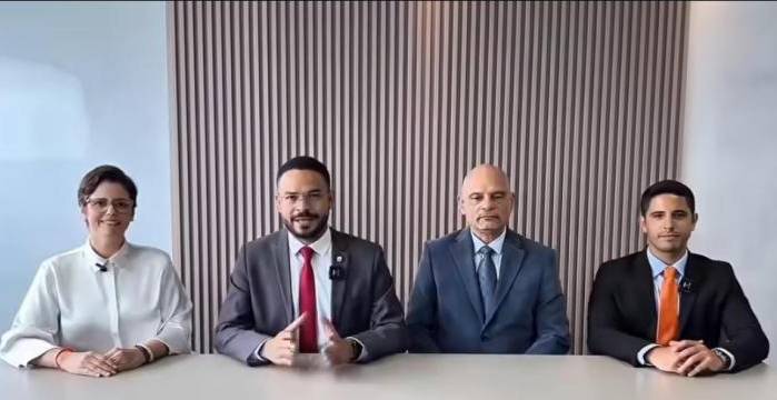 Los diputados Grace Hernández, Betserai Richards, Ernesto Cedeño y José Pérez Barboni forman la nueva coalición, según informaron en un video a través de redes sociales. Los diputados Grace Hernández, Betserai Richards, Ernesto Cedeño y José Pérez Barboni forman la nueva coalición, según informaron en un video a través de redes sociales.
