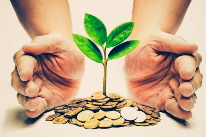 En América Latina, la neoliberalización de la naturaleza tiene como instrumento al extractivismo. En América Latina, la neoliberalización de la naturaleza tiene como instrumento al extractivismo.