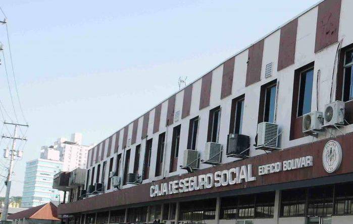 Edificio Bolívar de la Caja de Seguro Social. Edificio Bolívar de la Caja de Seguro Social.
