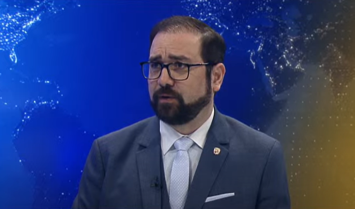 Diego Morales, de Acodeco, advirtió que los colegios deben justificar los aumentos y notificar a los padres con seis meses de anticipación. Diego Morales, de Acodeco, advirtió que los colegios deben justificar los aumentos y notificar a los padres con seis meses de anticipación.