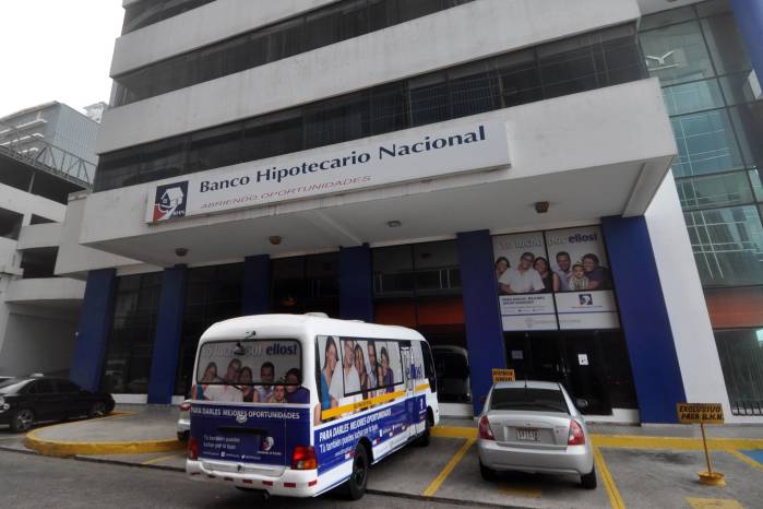 El Banco Hipotecario Nacional recordó que en la Resolución de Gabinete No. 57 de 26 de julio de 2025 se establece medidas administrativas y fiscales para el ajuste del Presupuesto General del Estado. El Banco Hipotecario Nacional recordó que en la Resolución de Gabinete No. 57 de 26 de julio de 2025 se establece medidas administrativas y fiscales para el ajuste del Presupuesto General del Estado.