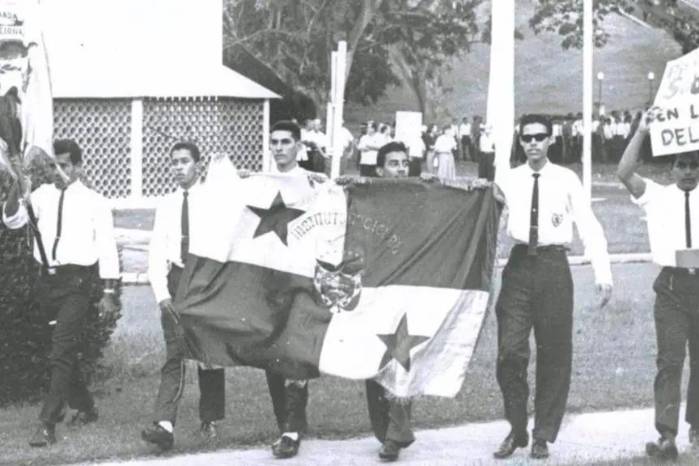 El movimiento estudiantil en Panamá ha sido fundamental en la historia política del país. El movimiento estudiantil en Panamá ha sido fundamental en la historia política del país.