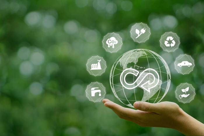 La economía circular busca minimizar el desperdicio y maximizar el valor de los recursos. La economía circular busca minimizar el desperdicio y maximizar el valor de los recursos.