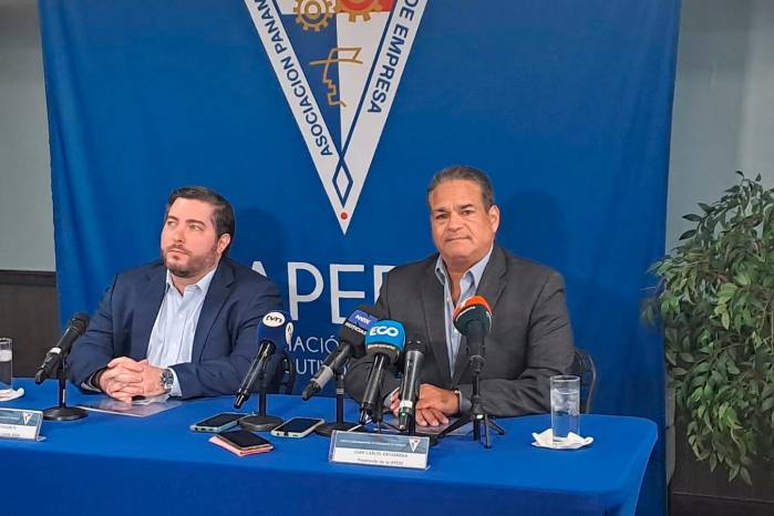 Otto Wolfschoon III, presidente de la Cade 2024 y el presidente de Apede, Juan Carlos Arosemena Otto Wolfschoon III, presidente de la Cade 2024 y el presidente de Apede, Juan Carlos Arosemena