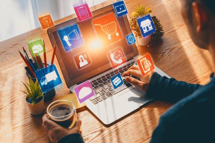 El valor de las exportaciones mundiales de servicios prestados digitalmente aumentó a $4,25 mil millones en 2023, según datos de la OMC. El valor de las exportaciones mundiales de servicios prestados digitalmente aumentó a $4,25 mil millones en 2023, según datos de la OMC.