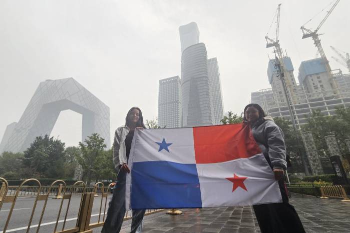 Desde el 2020 hasta la fecha, 63 estudiantes panameños han realizado estudios de Licenciatura y Maestría en China. Desde el 2020 hasta la fecha, 63 estudiantes panameños han realizado estudios de Licenciatura y Maestría en China.