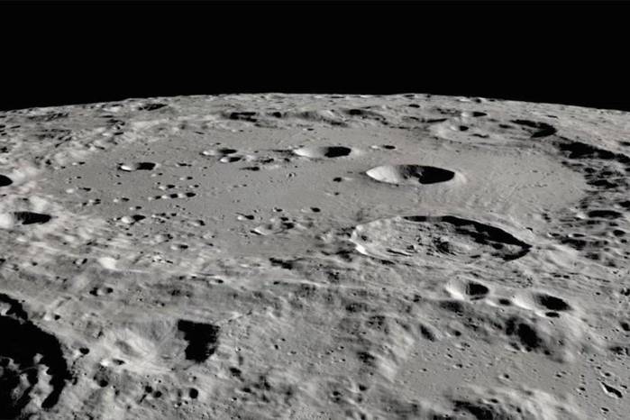 La última vez que la agencia espacial estadounidense exploró la Luna fue en el Programa Apolo. La última vez que la agencia espacial estadounidense exploró la Luna fue en el Programa Apolo.