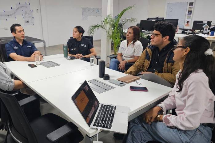 Reunión entre las autoridades del Ministerio de Vivienda y la Alcaldía de San Miguelito Reunión entre las autoridades del Ministerio de Vivienda y la Alcaldía de San Miguelito