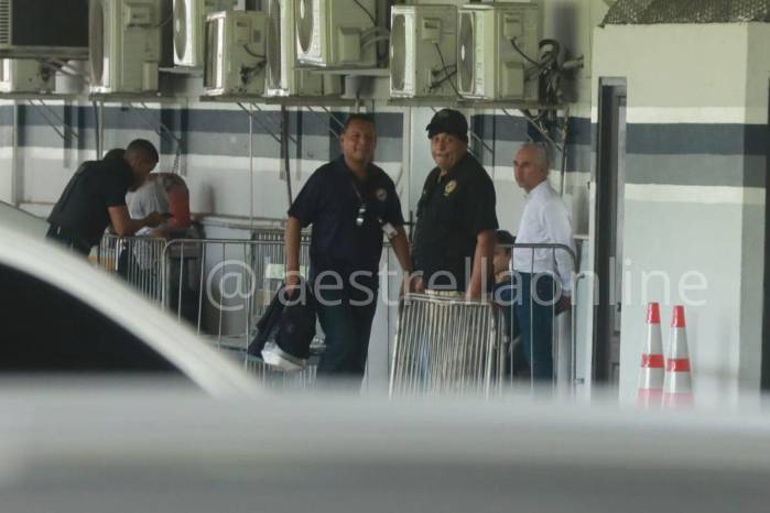 Para efectuar las aprehensiones de los hermanos Attie, Becerra y Oliva, se efectuaron los allanamientos en los corregimientos de San Francisco, Parque Lefevre y en el sector de Brisas del Golf en San Miguelito. Para efectuar las aprehensiones de los hermanos Attie, Becerra y Oliva, se efectuaron los allanamientos en los corregimientos de San Francisco, Parque Lefevre y en el sector de Brisas del Golf en San Miguelito.