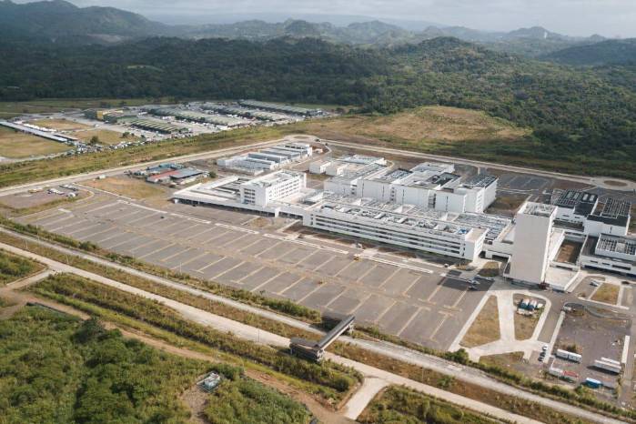 Panamá aspira a convertirse en ‘hub’ farmacéutico, con lo que podría solventar la escasez de medicamentos que suele atravesar la nación. Panamá aspira a convertirse en ‘hub’ farmacéutico, con lo que podría solventar la escasez de medicamentos que suele atravesar la nación.