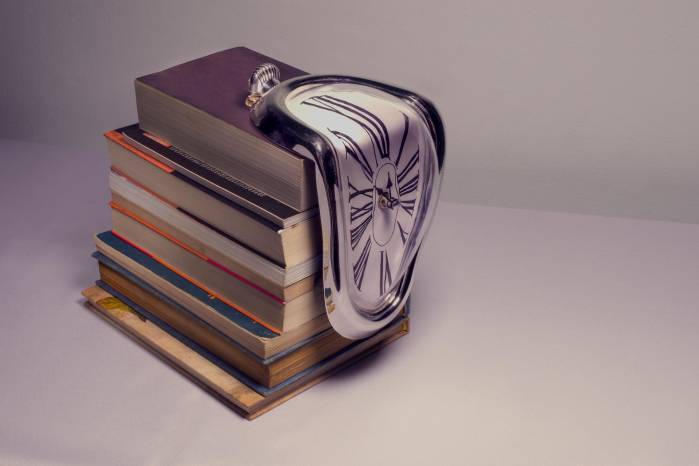 Decodificando valores: la relatividad del tiempo Decodificando valores: la relatividad del tiempo