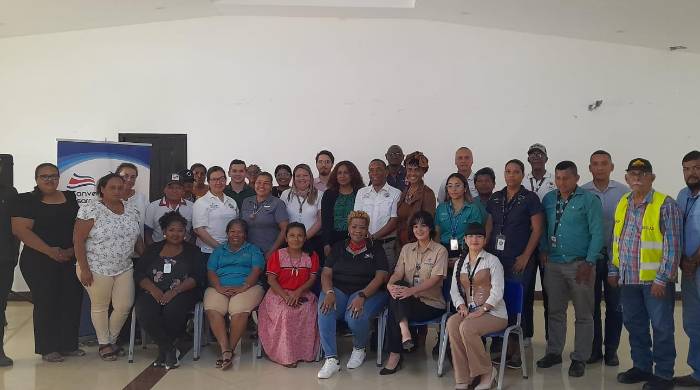 A la reunión asistieron representantes de las secretarías ejecutivas del convenio fronterizo, instituciones públicas, sociedad civil organizada de Panamá y Costa Rica, entre otros. A la reunión asistieron representantes de las secretarías ejecutivas del convenio fronterizo, instituciones públicas, sociedad civil organizada de Panamá y Costa Rica, entre otros.