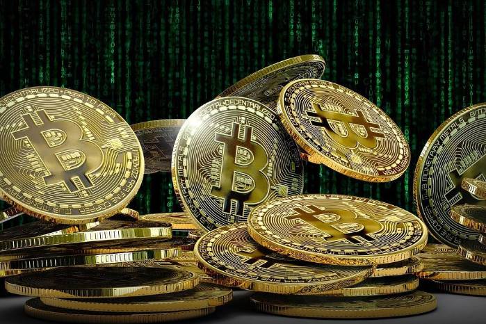 Las criptomonedas son monedas virtuales que usan criptografía para asegurar las transacciones y pagos y para controlar la creación de nuevas unidades monetarias. Hoy en día urge regulación para evitar fraudes. Las criptomonedas son monedas virtuales que usan criptografía para asegurar las transacciones y pagos y para controlar la creación de nuevas unidades monetarias. Hoy en día urge regulación para evitar fraudes.