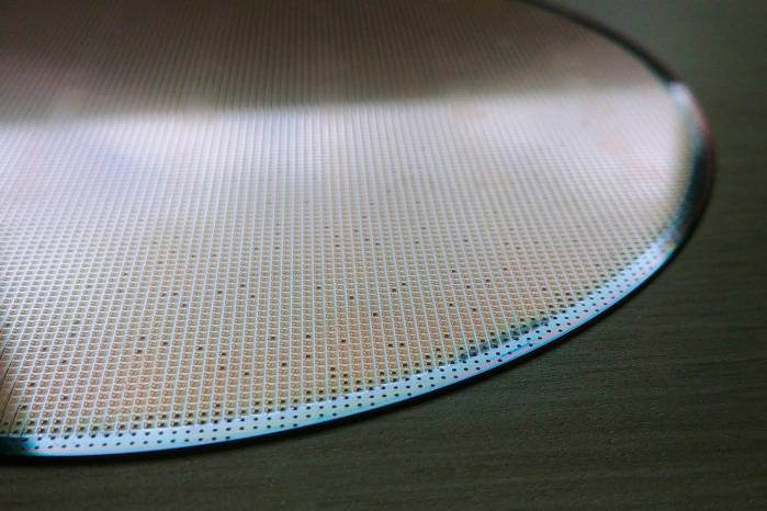 Las obleas están hechas de materiales semiconductores. Las obleas están hechas de materiales semiconductores.