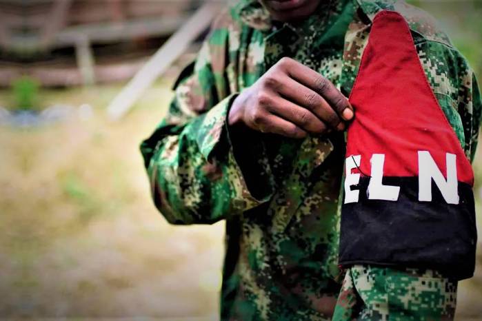 La guerrilla del Ejército de Liberación Nacional es un grupo insurgente guerrillero involucrado en el continuo conflicto colombiano. La guerrilla del Ejército de Liberación Nacional es un grupo insurgente guerrillero involucrado en el continuo conflicto colombiano.