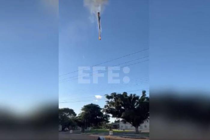 En redes sociales se publicó un video que muestra el momento de la caída del globo aerostático. En redes sociales se publicó un video que muestra el momento de la caída del globo aerostático.