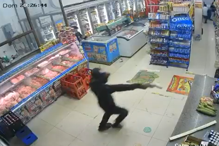 Video que captó el atraco fue difundido en redes sociales. Video que captó el atraco fue difundido en redes sociales.