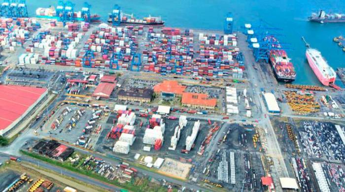 Puertos panameños movilizan 16,4% más contenedores a marzo de 2024