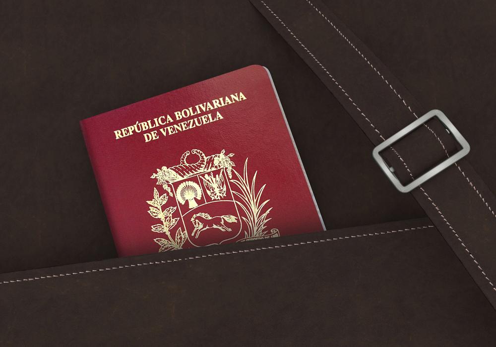 Migraci&oacute;n oficializa el uso de pasaportes vencidos de los venezolanos