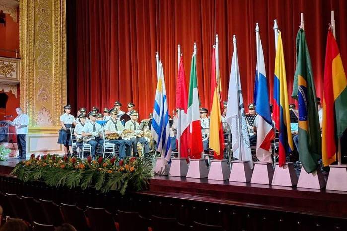 La inauguración del Congreso Clacskal 2026 se desarrollo con desfile de banderas en el histórico Teatro Nacional.