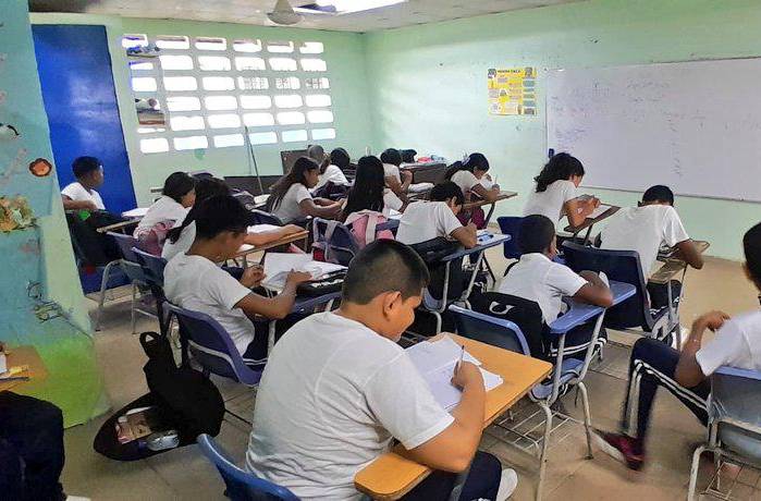 Las clases en los centros educativos oficiales estuvieron paralizadas por 80 días.