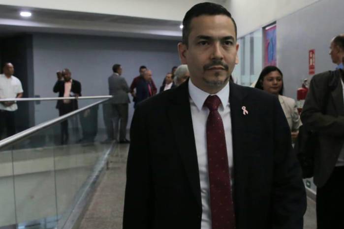 Gómez solicitó a la procuradora de la Administración emitir comunicaciones a las entidades públicas para que actúen como parte acusadora en procesos que afecten sus recursos o competencias.