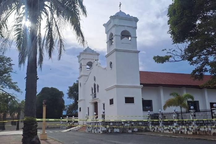 La Iglesia de San Juan Bautista en Antón también sufrió daños.