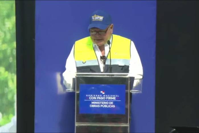 El ministro actual del Ministerio de Obras Públicas (MOP), José Luis Andrade Alegre