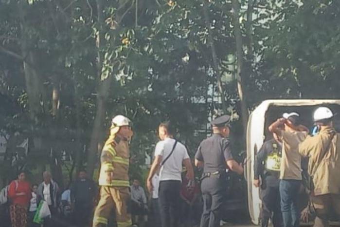 El choque se registró entre dos buses tipo coaster.