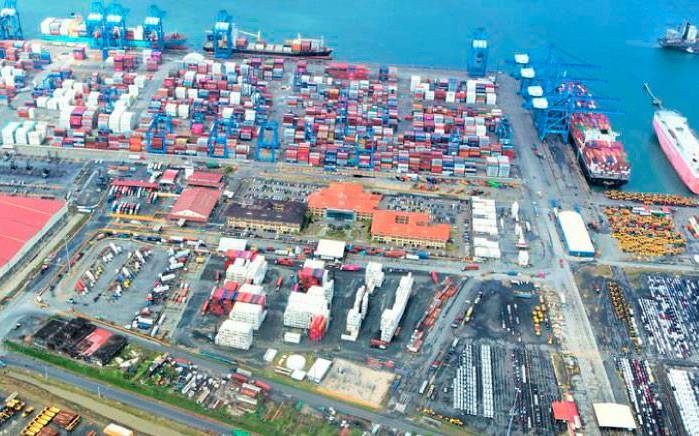 Puertos panameños movilizan 16,4% más contenedores a marzo de 2024