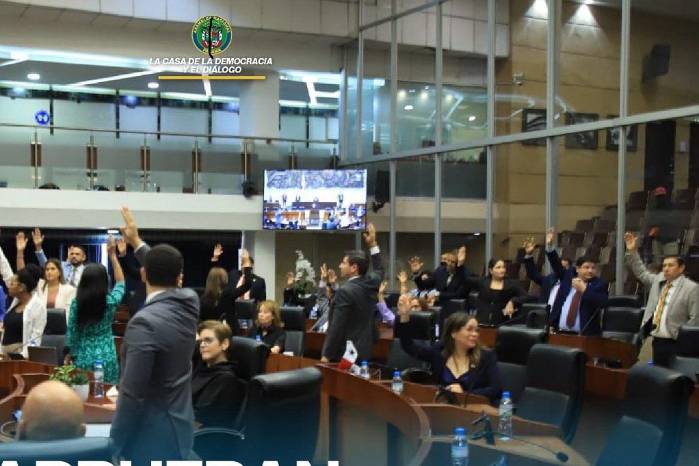 Caso albergues llega a la Asamblea: citan a la ministra del Mides para rendir cuentas