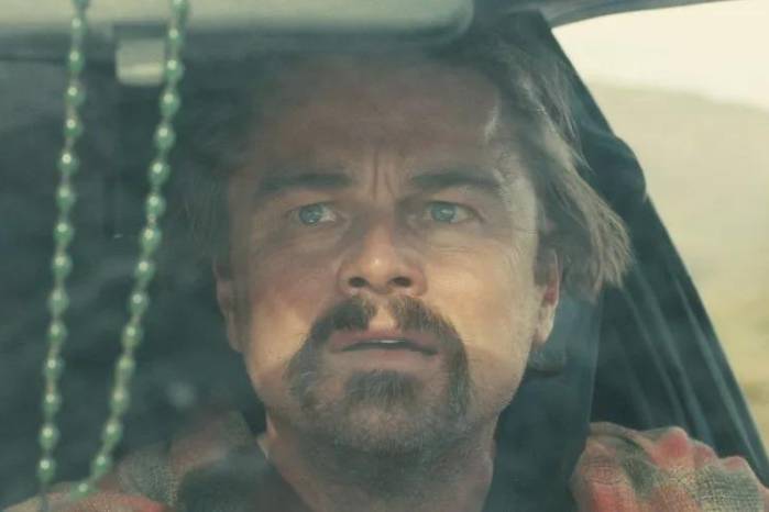 Leonardo DiCaprio realizó casi todas sus escenas de acrobacias, incluidas las tomas de persecución de autos.