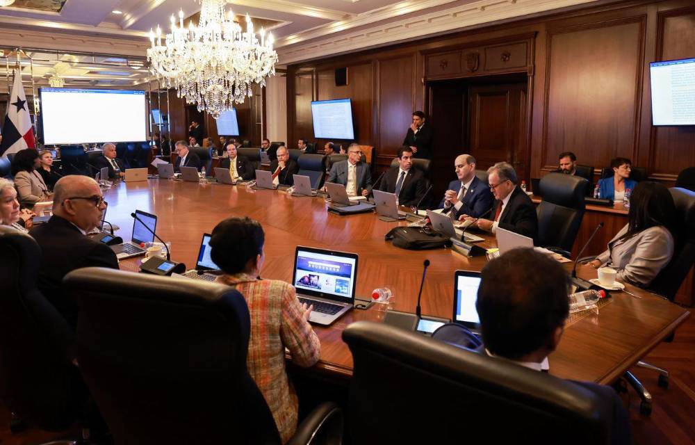 Gabinete da luz verde al teleférico en Panamá y San Miguelito