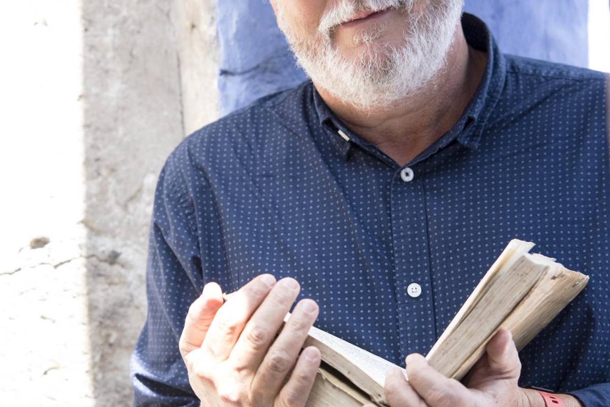 H&eacute;ctor Abad Faciolince: &lsquo;Los hijos educan a sus padres&rsquo;