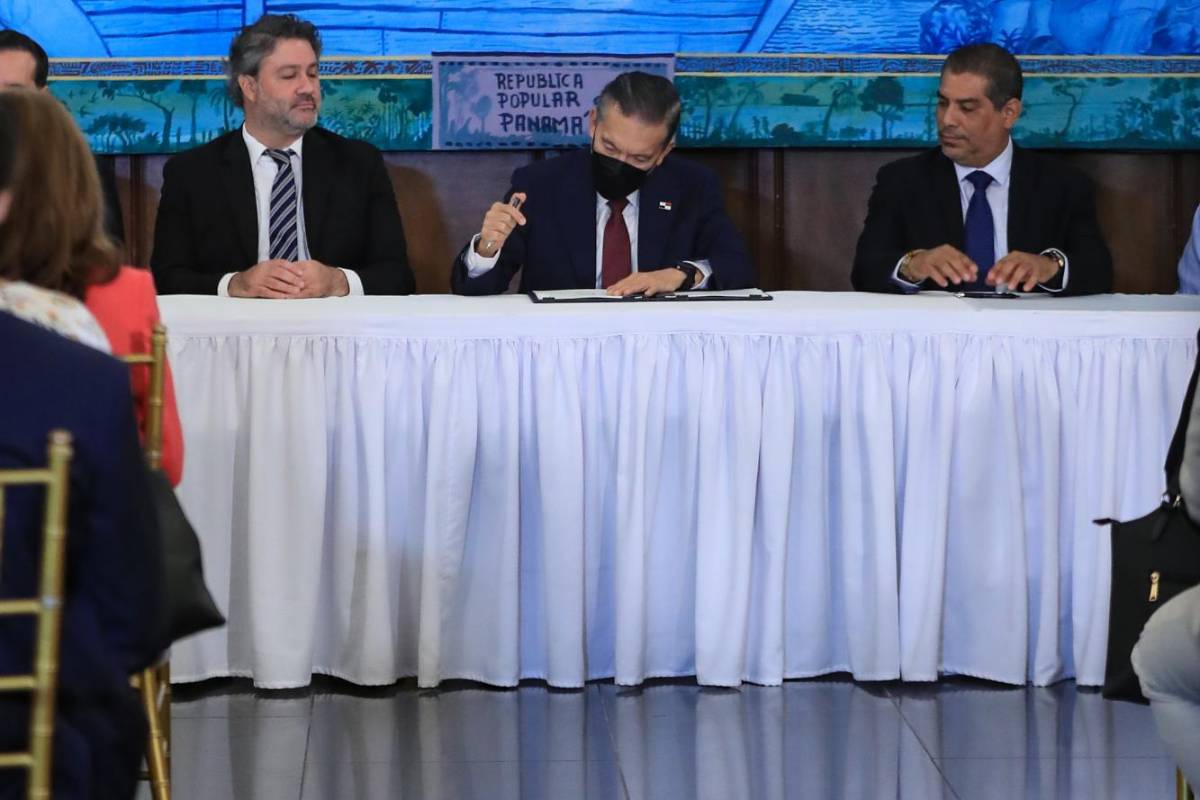 Reglamentaci&oacute;n de la ley de medicamentos entra en vigencia
