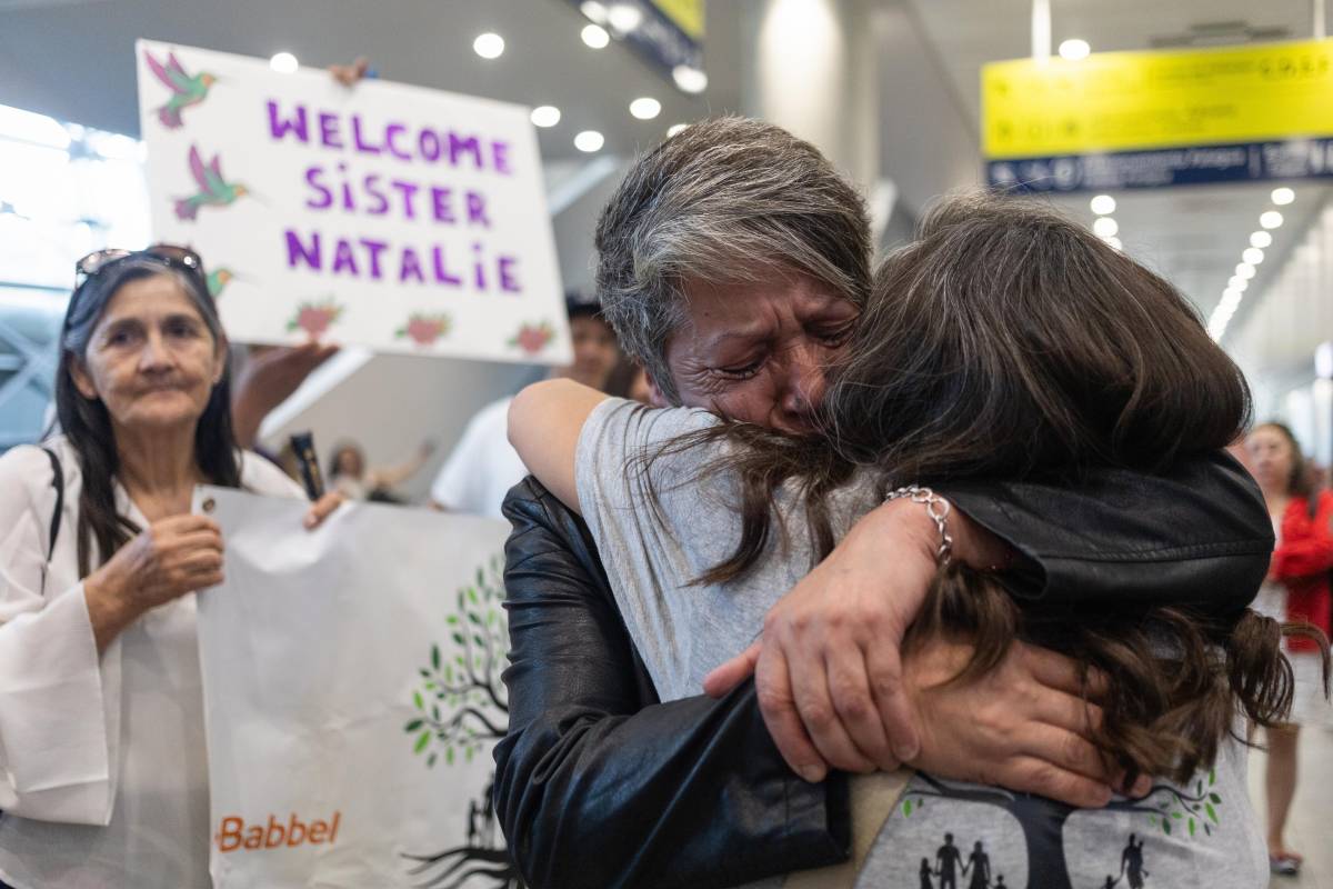 El reencuentro de familias chilenas separadas por adopciones ilegales