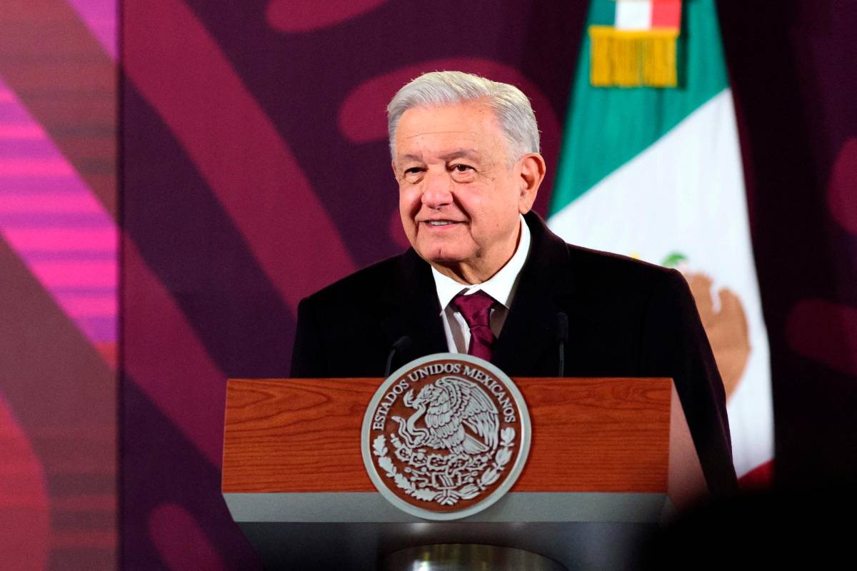 Presidente de M&eacute;xico respalda a obispos que buscan tregua con el narco